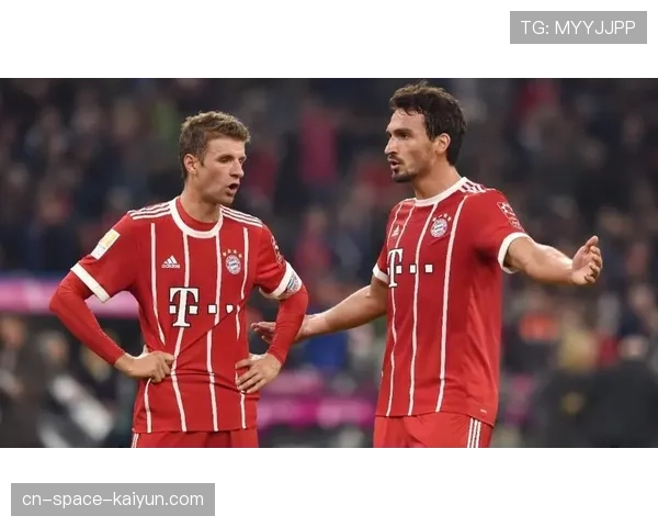 伤病报告：拜仁官方确认德里赫特左膝韧带扭伤，将缺席数周